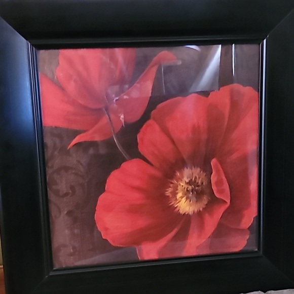 Kirklands Other - Red flower pcture